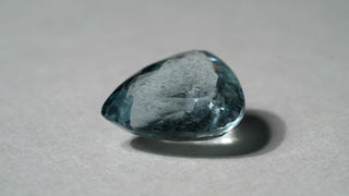 Acquamarina blu triangolare 8.11CT