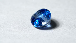 cianite blu ovale 2.45CT