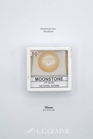 pietra 26.40ct bianco cabochon