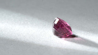 spinello rosa ovale 2.20CT