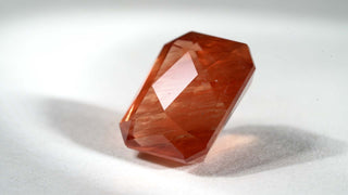 Pietra del Sole (Sunstone) arancione rettangolare 17,96CT