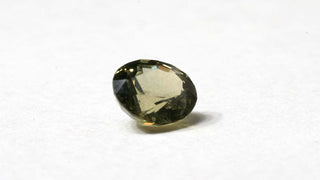 Zaffiro verde ovale 1,45CT