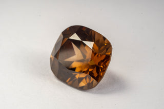 zircon 4.93CT