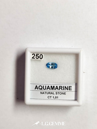 acquamarina 1.01ct blu ovale