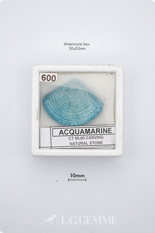 acquamarina 65.60ct blu forma libera
