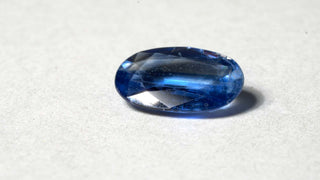 cianite blu ovale 2.56CT