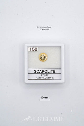 scapolite 2.30ct giallo forma naturale