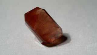 Pietra del Sole (Sunstone) arancione rettangolare 17,96CT