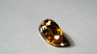 Topazio Imperiale giallo ovale 10,25CT