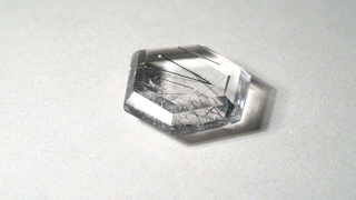 Quarzo tormalinato 45,9CT