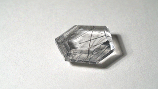 Quarzo tormalinato 45,9CT