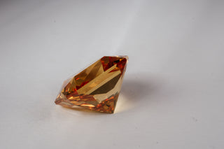 17.75CT scheelite